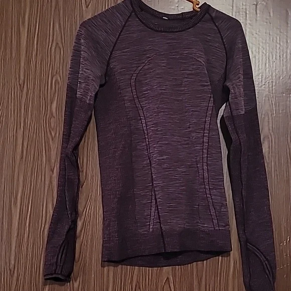 Women Lululemon 💎 Purple Long Sleeve Top - Picture 2 of 5